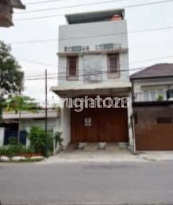 RUKO 3 LANTAI DI DEKAT CENTERPOINT SLAMET RIYADI