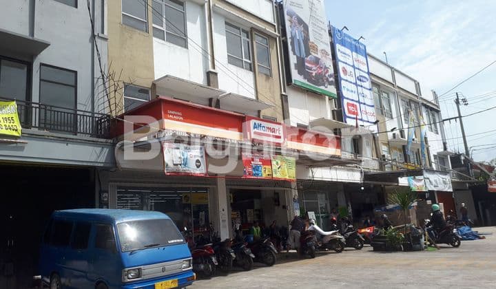 RUKO HOOK 3.5 LANTAI DI PERTIGAAN BUBULAK LALADON