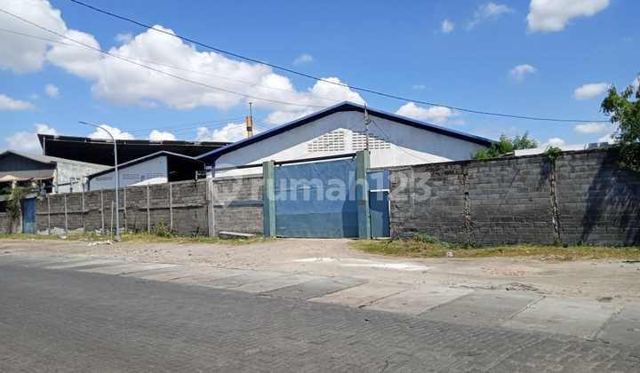 Gudang di Kalianak Barat Dekat Pelabuhan Perak Dan Tol Tandes