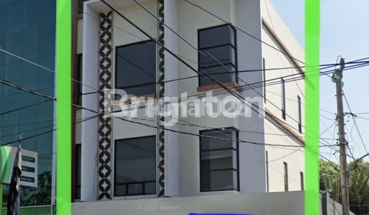 RUKO BAGUS!! SIAP PAKAI!! BANGUNAN KOKOH DAN TERAWAT!! LEBAR DEPAN 9M, BAGUS!! ROW JALAN 6 JALAN