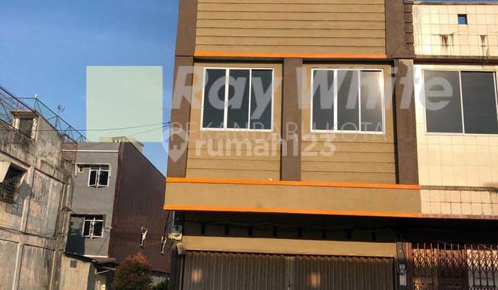 Ruko 3 Lantai Di Jalan Soekarno Hatta (sentral Niaga), Pekanbaru