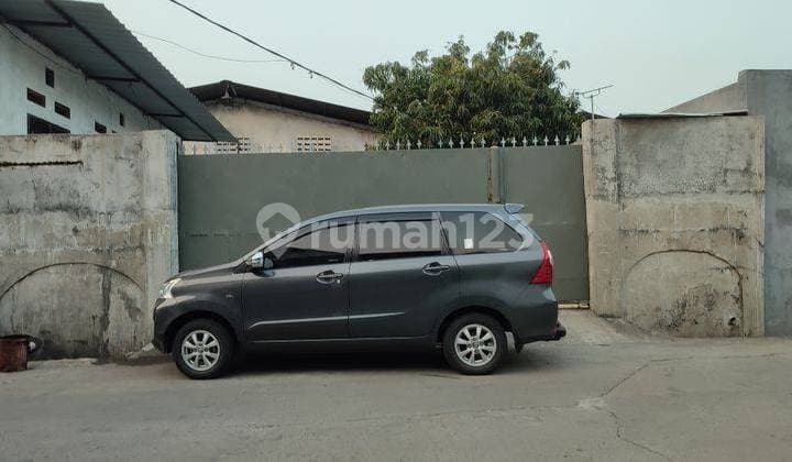 Gudang siap pakai di lokasi strategis dan bebas banjir.