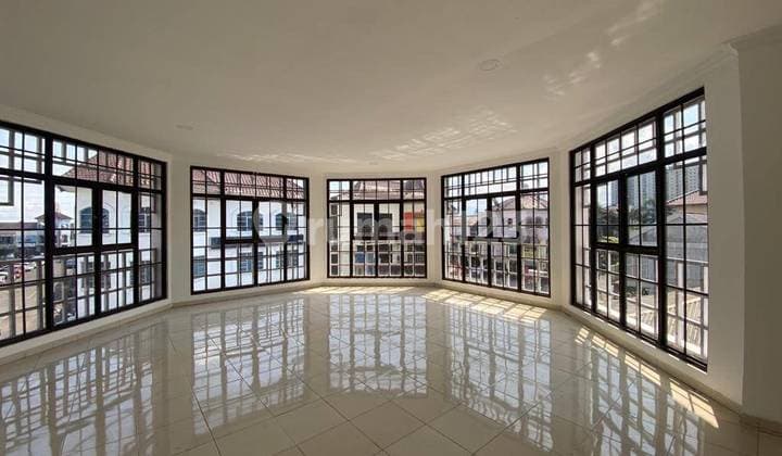 Ruko Cantik Siap Pakai Di Metro Soekarno Hatta