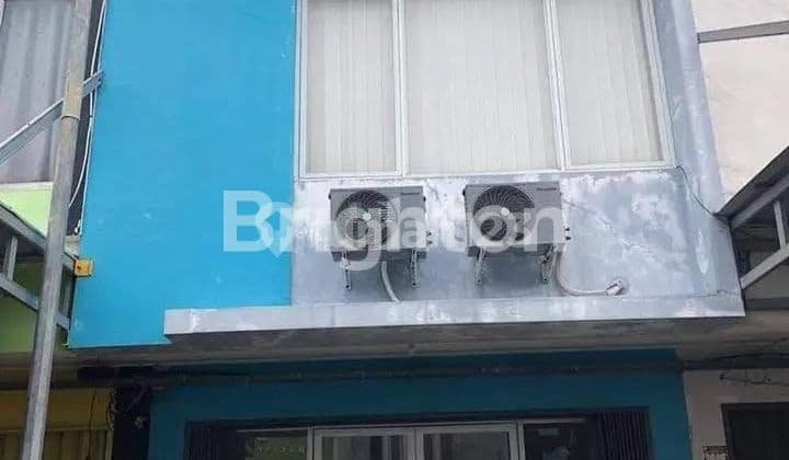 Shop house in the Pasar Modern area. Balikpapan Baru