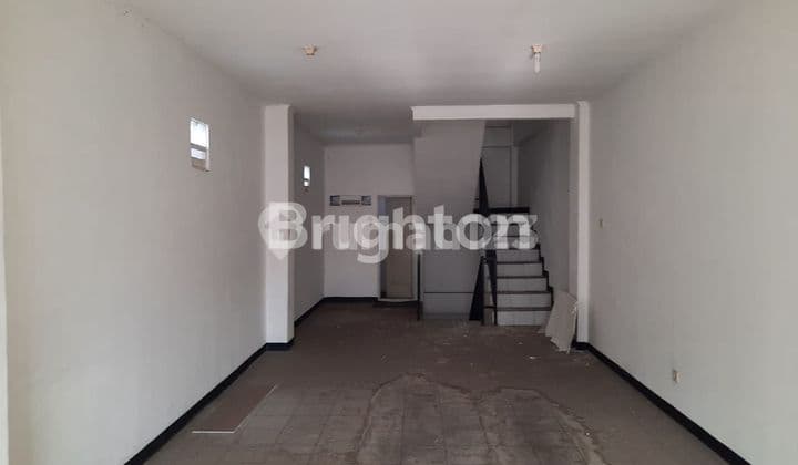 RUKO 3 LANTAI STRATEGIS DI DEPOK