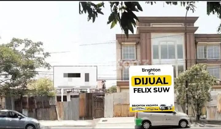 GEDUNG 3 LT DI JL RAYA JEMURSARI SURABAYA