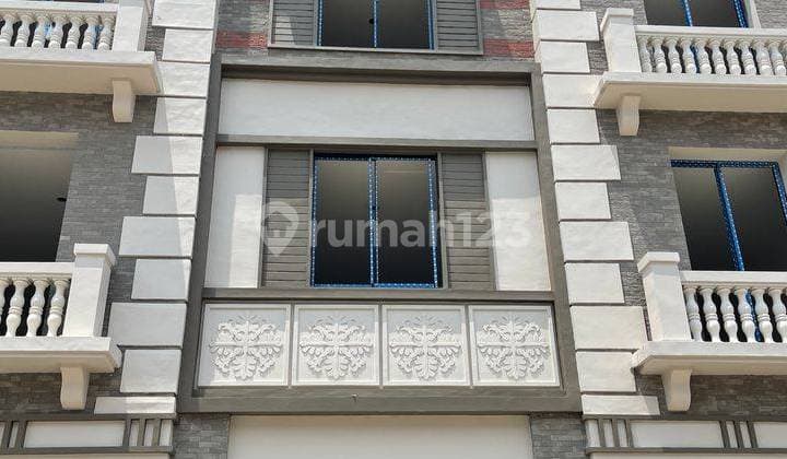 Ruko Pik2 Osaka Uk 4,5x16,25 Cocok Untuk Cafe N Resto,3 Lantai,dekat Rs Hermina