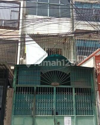 Ruko Jelambar jalan 2 mobil 3 lantai Ruko Jelambar jalan 2 mobil 3 lantai