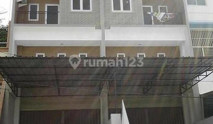 Ruko Sudah Renov 4,5 Lantai di Taman Ratu, Jakarta Barat