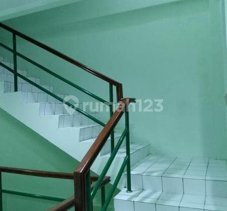 Strategic Shop House or Commercial Building in Duren Tiga, Warung Buncit Raya, Pancoran