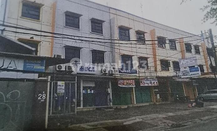 Dijual 1 Ruko 3 Lt Disumur Bor.pinggir Jln.ramai.alfa,babershop.dijual Dlm Kondisi Disewa.tinggal Lanjut Dan Diperhitungkan Ke Pemilik Baru