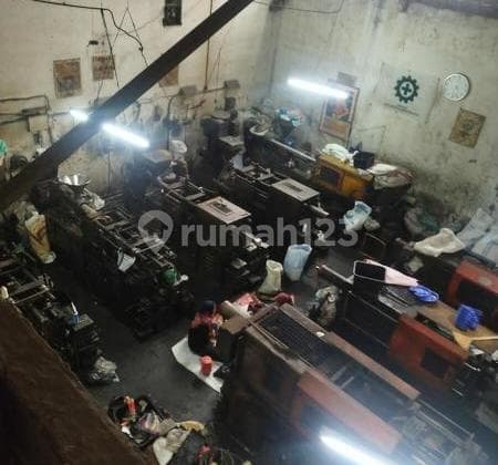 Holis pabrik masih berjalan dijual