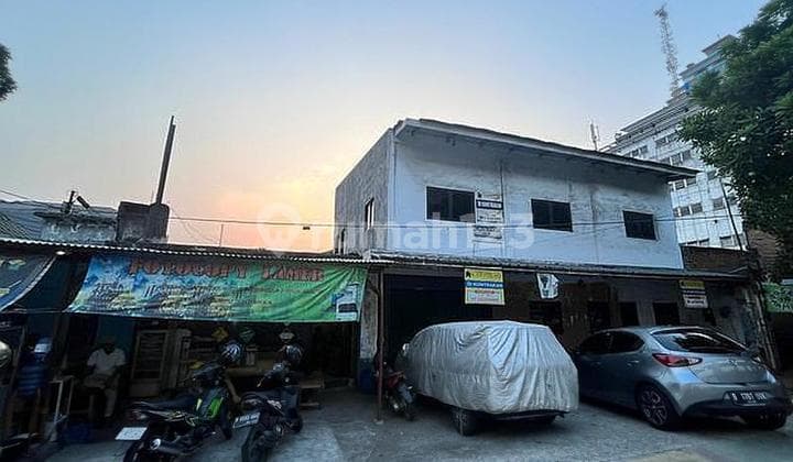 Jl. Yos Sudarso
Tanjung Priuk