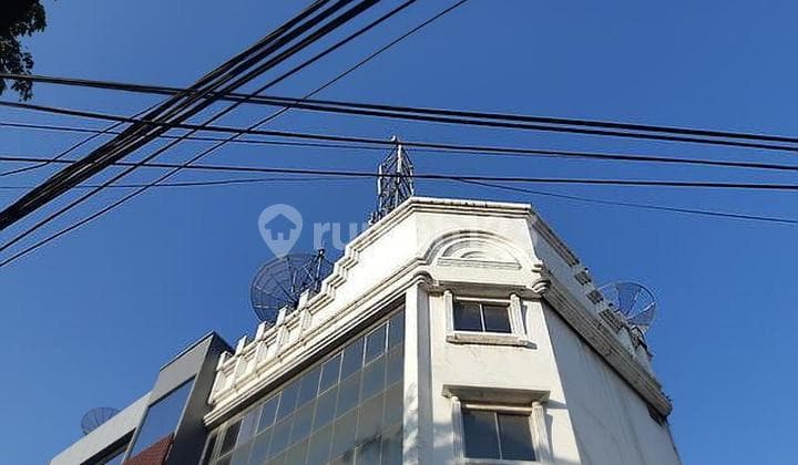 Turun Harga Gedung 4 Lantai Turun Harga di Krekot Jak Pusat