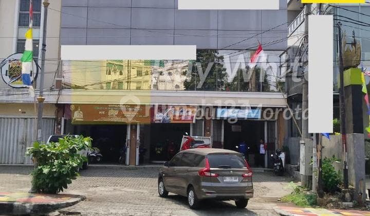 Ruko 3 lantai di Jalan A.Yani Kel.Pelita Bandarlampung