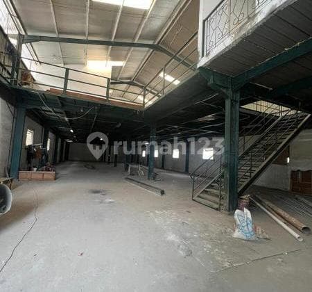 Disewakan Gudang di Peternakan