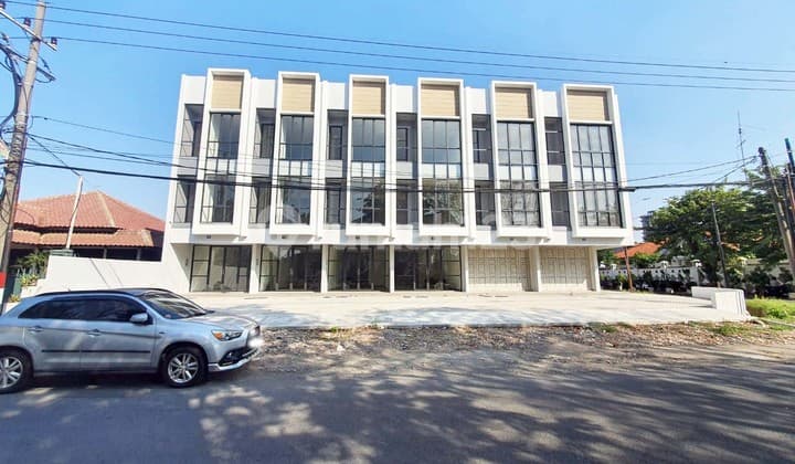 Ruko di Raya Kendangsari Surabaya Selatan, 3 Lantai, Baru Gress, Nol Jalan Raya