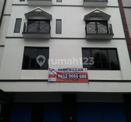 Disewakan Ruko gandeng 2 unit di Arteri Pondok Indah