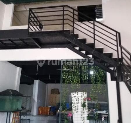 Disewakan ruang usaha/gedung di Pondok Pinang