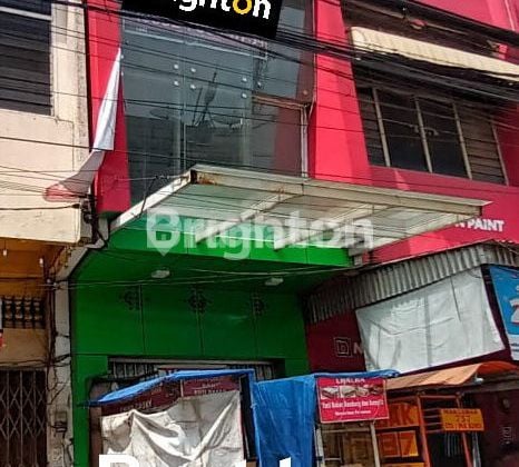 LOKASI BISNIS DAN STRATEGIS RAMAI