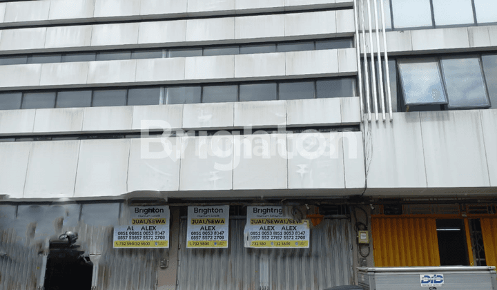 Ruko di SEMUT SQUARE, Surabaya 200 m Bagus Sertifikat Hak Milik