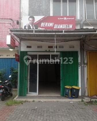 ruko ready 4 unit lokasi komersil Ciracas Jaktim .