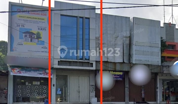 2-Story Ready-to-Use Shop House in Ngaliyan Raya