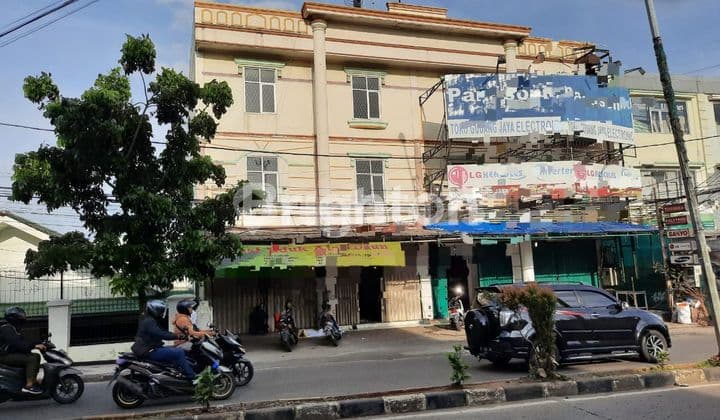 RUKO STRATEGIS DI DEPOK,DEKAT STASIUN DEPOK LAMA