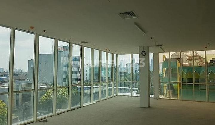 Strategic Building in Warung Buncit Near Gatot Subroto for Sale