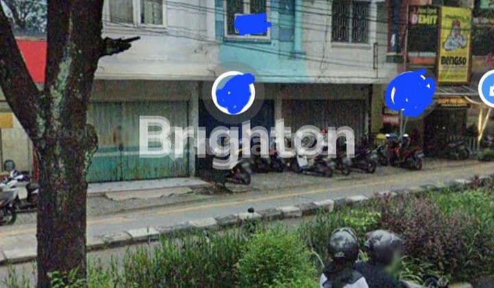 RUKO TENGAH KOTA SOLO STRATEGIS TERLETAK DIPINGGIR JALAN RAYA COCOK BUAT USAHA DEKAT SOLO SAFARI