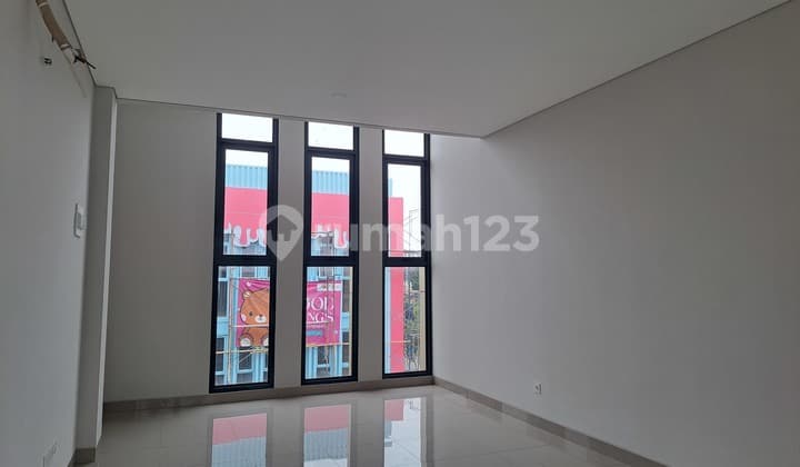Ruko Badan 3 Lantai di Madison Down Town Kota Wisata