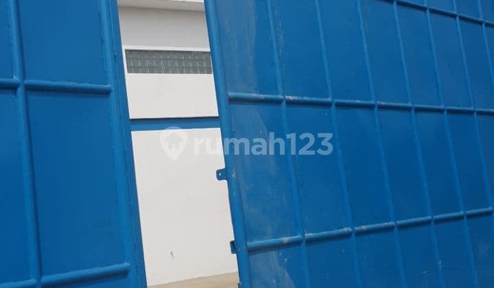 Gudang Kawasan Sentra Bisnis Cibolerang Bandung