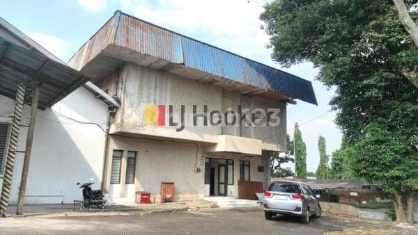 Gudang siap pakai di Setiabudi