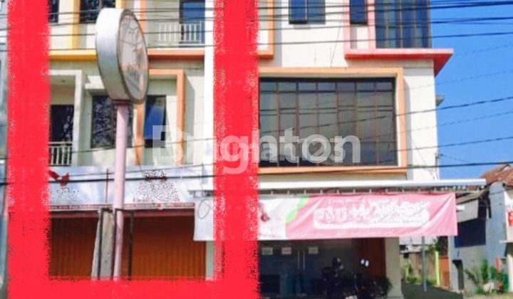 SHOPHOUSE IN JATEN READY TO USE, WELL-MAINTAINED AND IN GOOD CONDITION! SIX-CAR WIDTH ROAD FRONTAGE. SHOPHOUSE IN JATEN READY TO USE, WELL-MAINTAINED AND IN GOOD CONDITION! SIX-CAR WIDTH ROAD FRONTAGE.