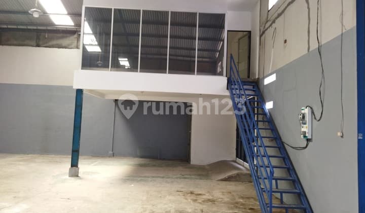 Gudang Siap Pakai Masuk Container 40Ft