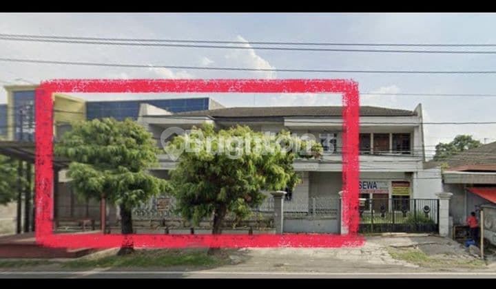 RUANG USAHA 2 LANTAI DI VETERAN SOLO!! LEBAR DEPAN 22 METER!! ISTIMEWA