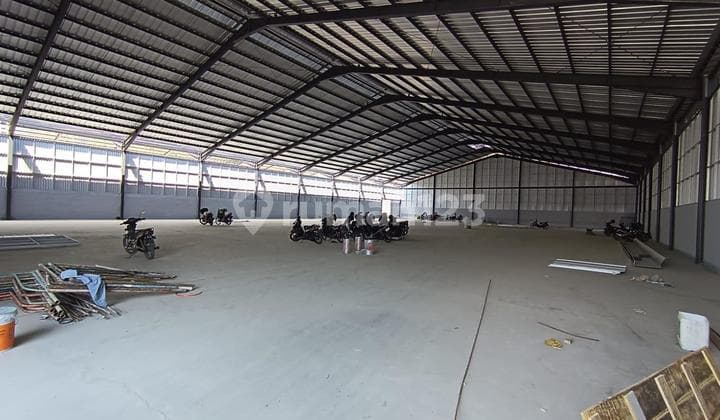 4 Unit Gudang Bagus Siap Pakai Di Semarang Barat