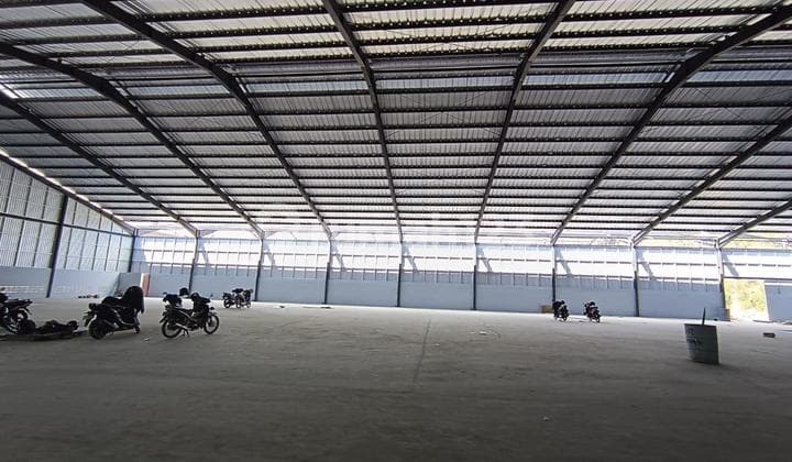 4 Unit Gudang Bagus Siap Pakai Di Semarang Barat