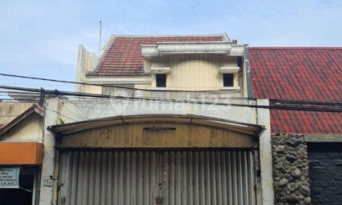 Two-Story Ngagel Shophouse, Directly on Main Road, Suitable for Business (SN)