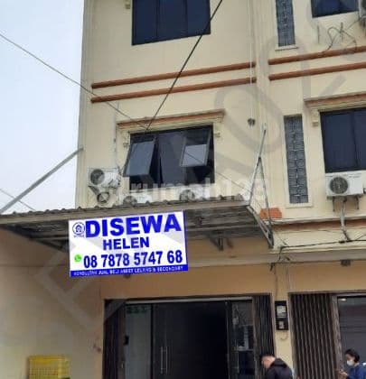 RUKO 3 LANTAI PINGGIR JALAN RAYA DENGAN PARKIRAN SENDIRI DI TOMANG
