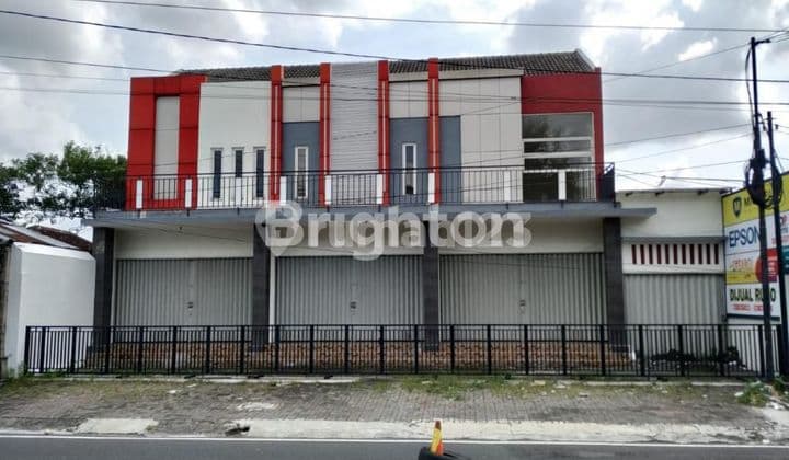 STRATEGIC SHOPHOUSE IN NORTH YOGYA, A STEP AWAY FROM MONJALI YOGYAKARTA