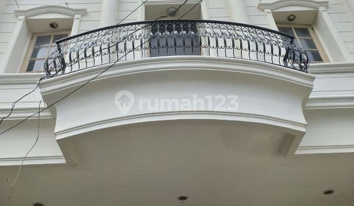 Ruko Super Strategis Jaksel, Cocok Kantor: 4Lt Kokoh, Fasilitas Lengkap, Akses TOP