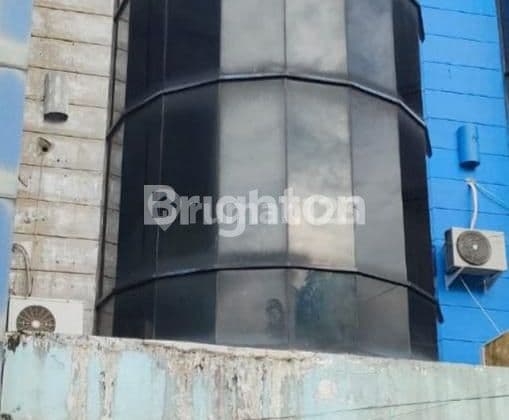 3-Storey Shophouse in Surya Permata Inti, Sidoarjo