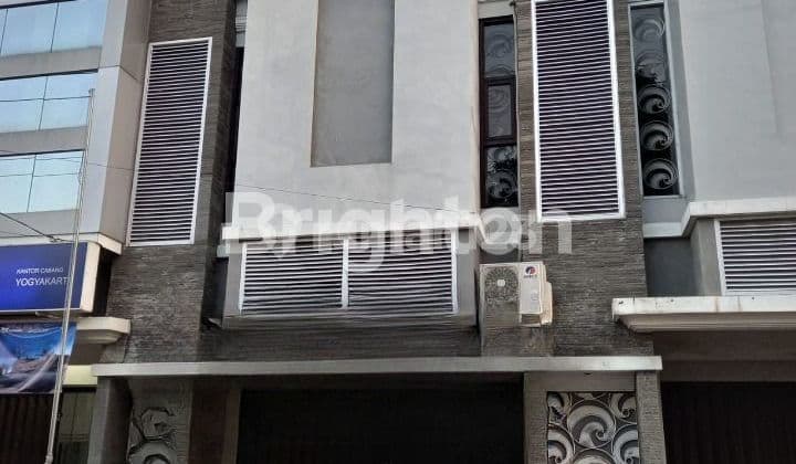 RUKO GRAND TLOGOADI, 2 FLOORS, NORTH FACING, JL KEBON AGUNG, MLATI SLEMAN, YOGYAKARTA