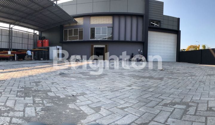 YOS SUDARSO WAREHOUSE + OFFICE READY FOR USE BESIDE THE MAIN ROAD PANTURA PROTOCOL