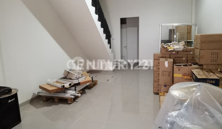 Rukan 3 Lantai Strategis Di Area Bisnis Sedayu City S7361