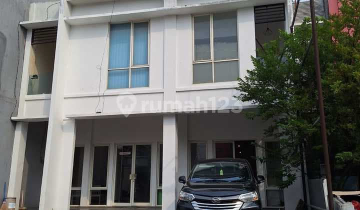 2 Shophouses Side by Side Manyar Raya Resort Gresik