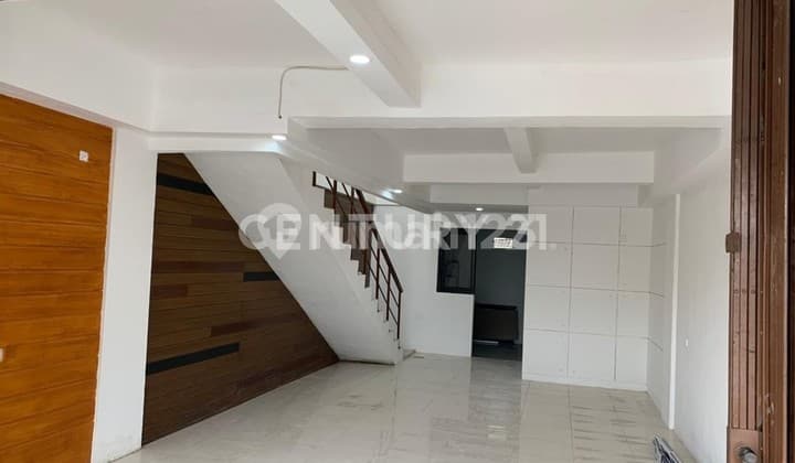 Ruko Strategis 2 Lantai Siap Pakai Di Graha Raya Sc12841