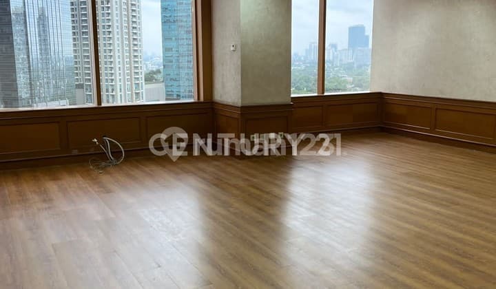 Ready-to-Use and Spacious Office Space in Menara Sudirman CW13032