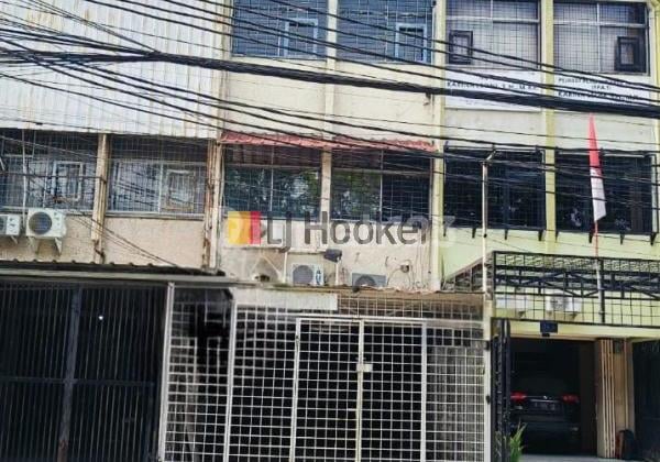 Ruko 4 Lantai Siap Pakai Lokasi Srategis di Cideng Jakarta Pusat